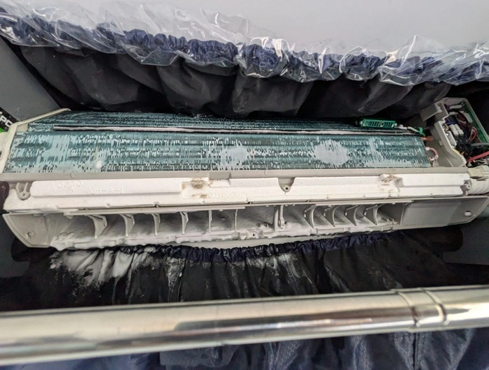 curatare vaporizator cu solutii speciale 